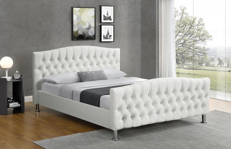 מיטה רחבה ומעוצבת בריפוד דמוי עור לבן המתאימה למזרון 160/200 דגם מרי